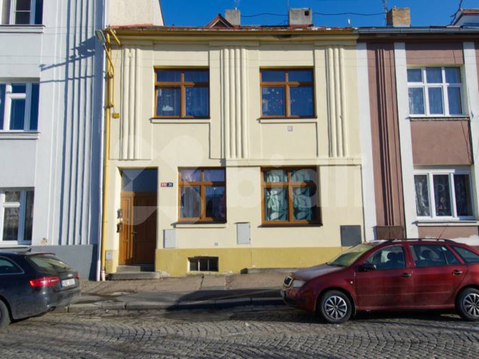 Prodej rodinného domu 225 m², Benešov
