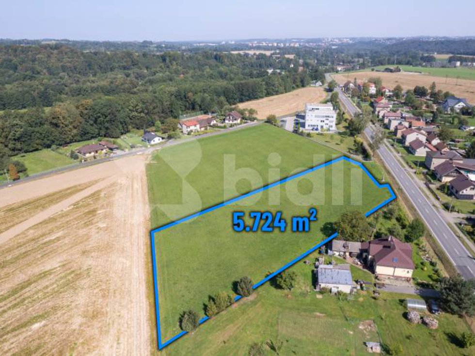 Prodej stavební parcely 5724 m², Ropice