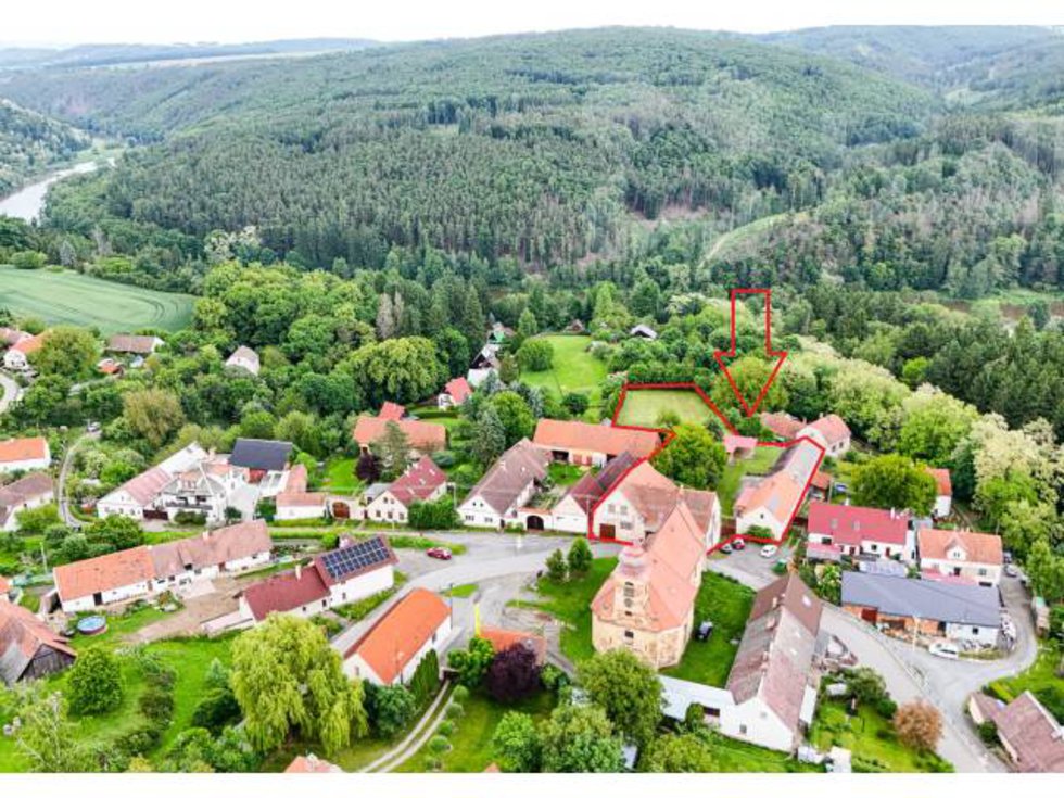 Prodej hotelu, penzionu 1206 m², Hromnice