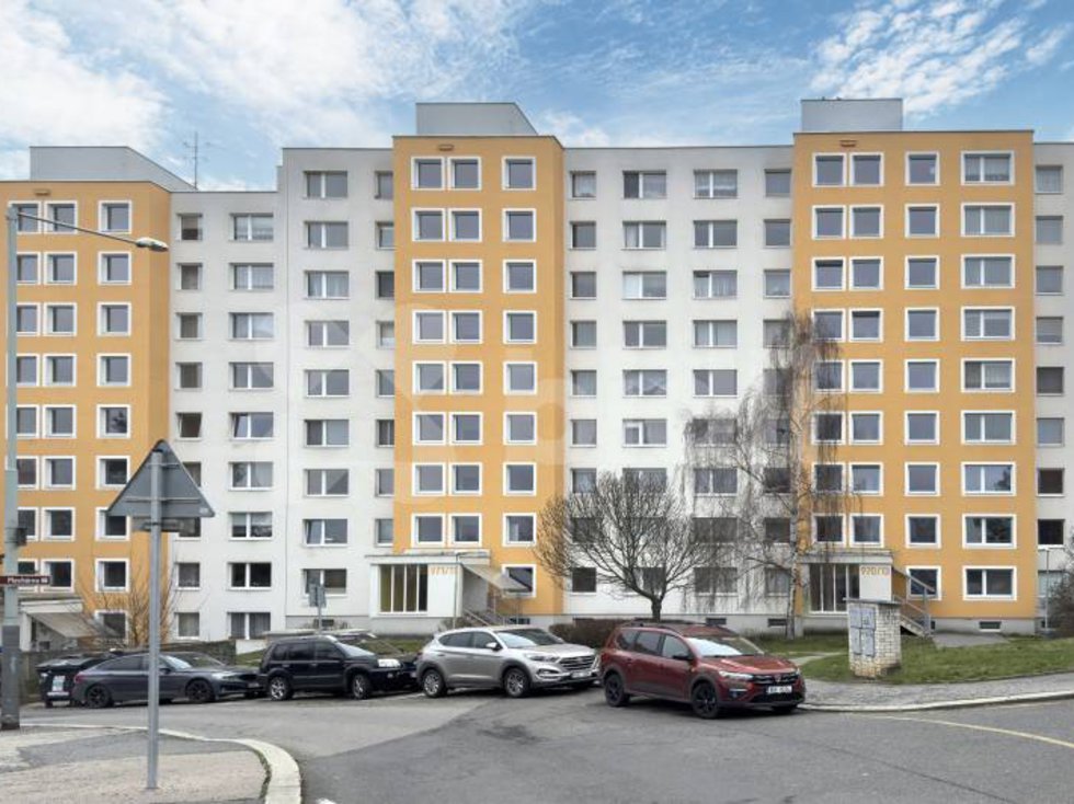 Prodej bytu 4+1 90 m², Praha