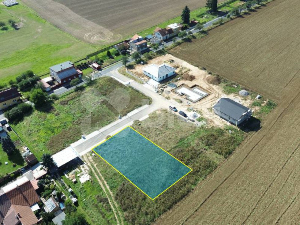 Prodej stavební parcely 871 m², Družec