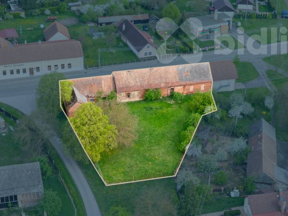 Prodej obchodu 457 m², Myštěves