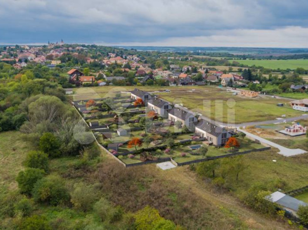 Prodej stavební parcely 1764 m², Smečno