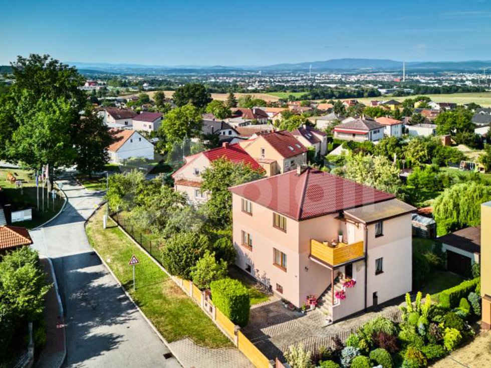 Prodej bytu 3+1 85 m², Hůry