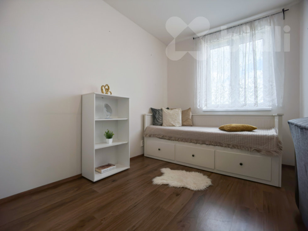 Prodej bytu 1+kk, garsoniery 31 m², Klecany