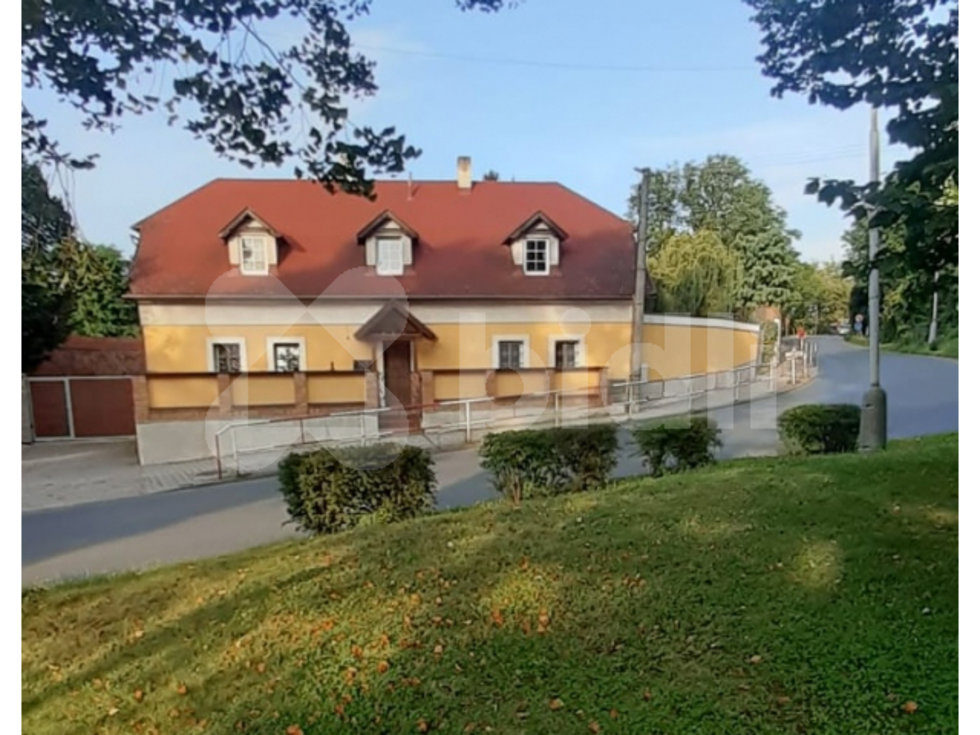 Prodej Ostatních komerčních prostor 340 m², Zdiby