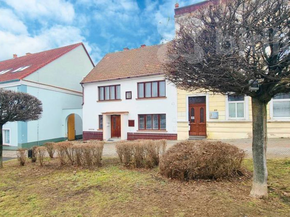 Prodej rodinného domu 4+kk, 169 m2, Hoštka, ul. ná