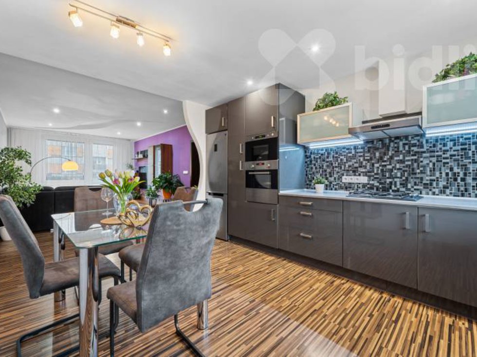 Prodej bytu 3+1 90 m², Hradec Králové