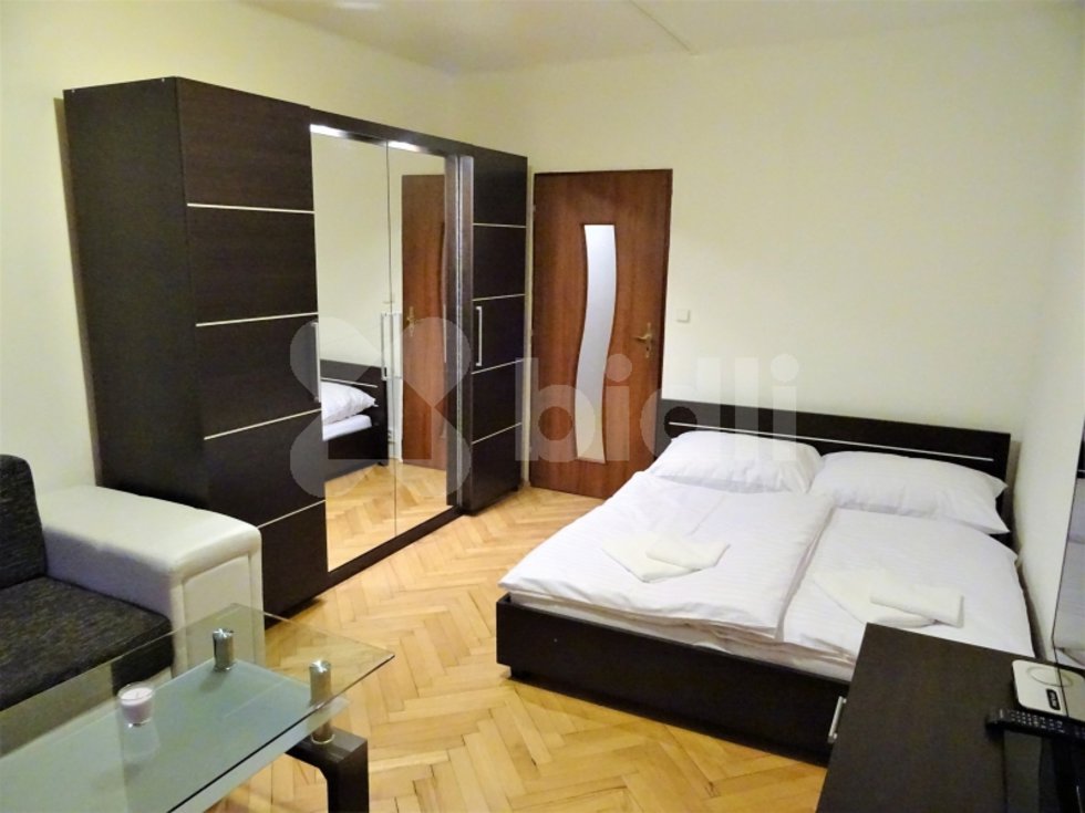 Pronájem bytu 2+1 60 m², Praha