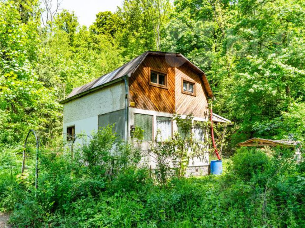 Prodej chaty 58 m², Senohraby