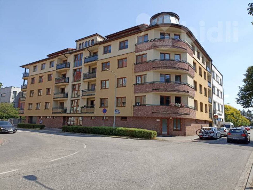 Prodej bytu 2+kk 73 m², Pardubice