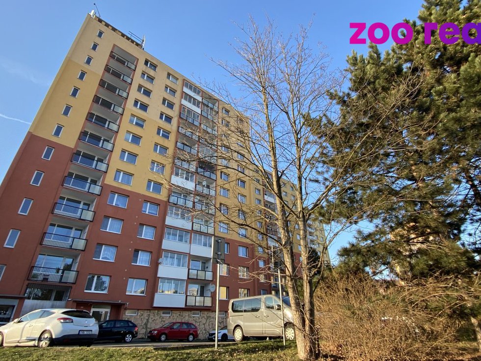 Pronájem bytu 1+1 42 m², Chomutov