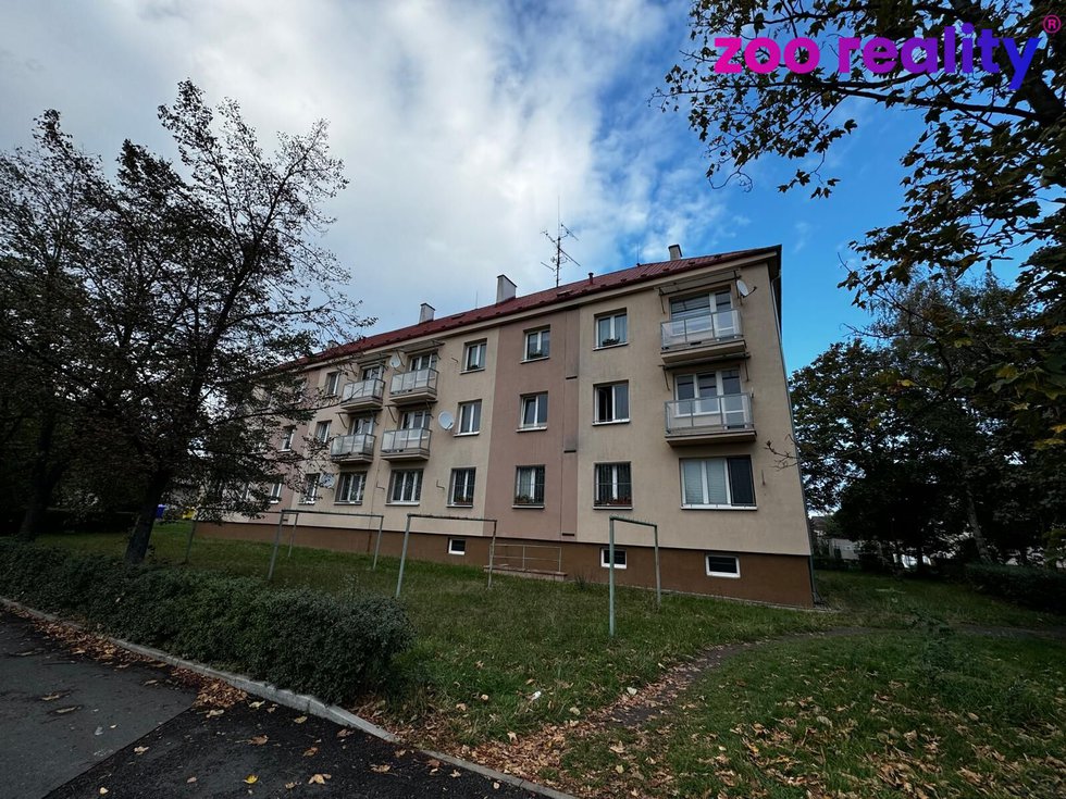 Pronájem bytu 2+1 50 m², Chomutov