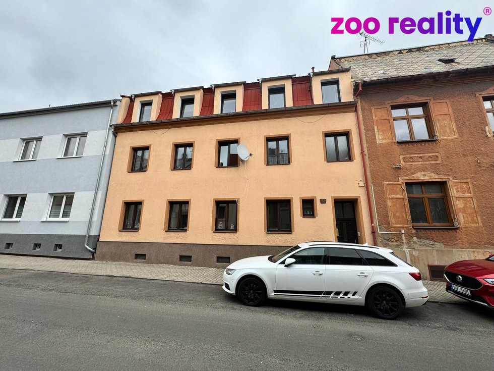 Prodej rodinného domu 360 m², Chomutov