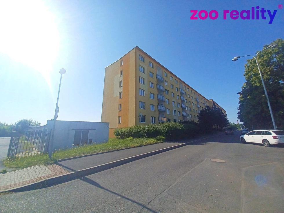 Pronájem bytu 2+1 61 m², Chomutov
