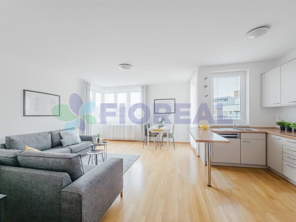 Pronájem bytu 3+kk 84 m², Praha