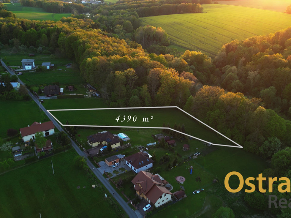 Prodej stavební parcely 4390 m², Stará Ves nad Ondřejnicí