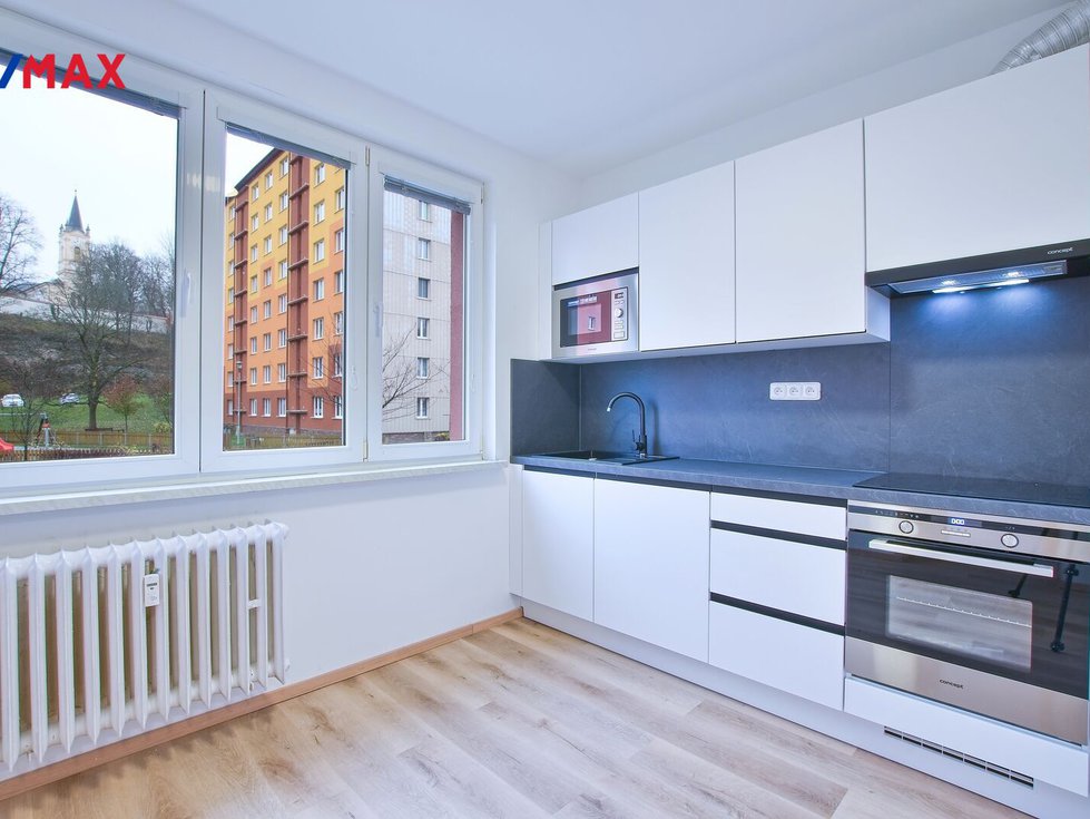 Pronájem bytu 3+1 67 m², Aš