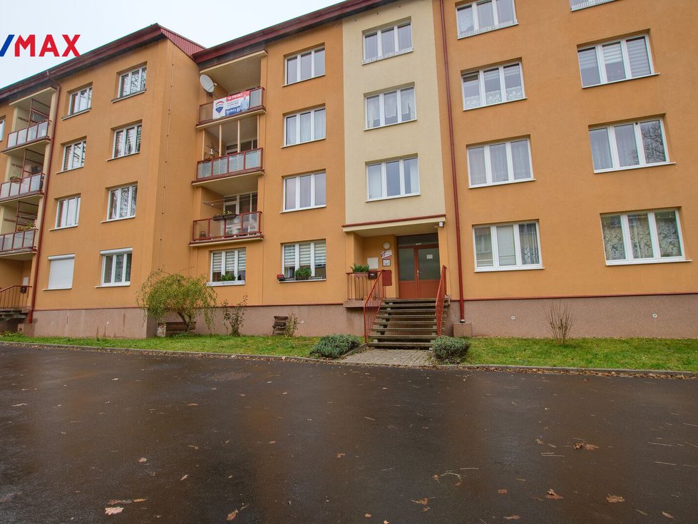 Prodej bytu 3+1 65 m², Aš