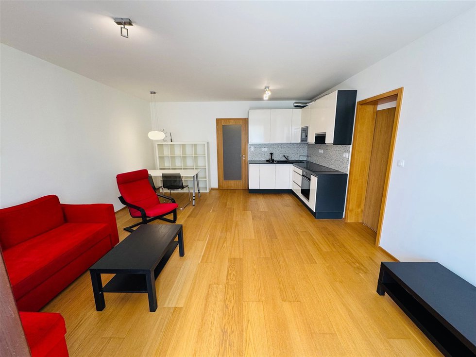 Pronájem bytu 2+kk 72 m², Praha