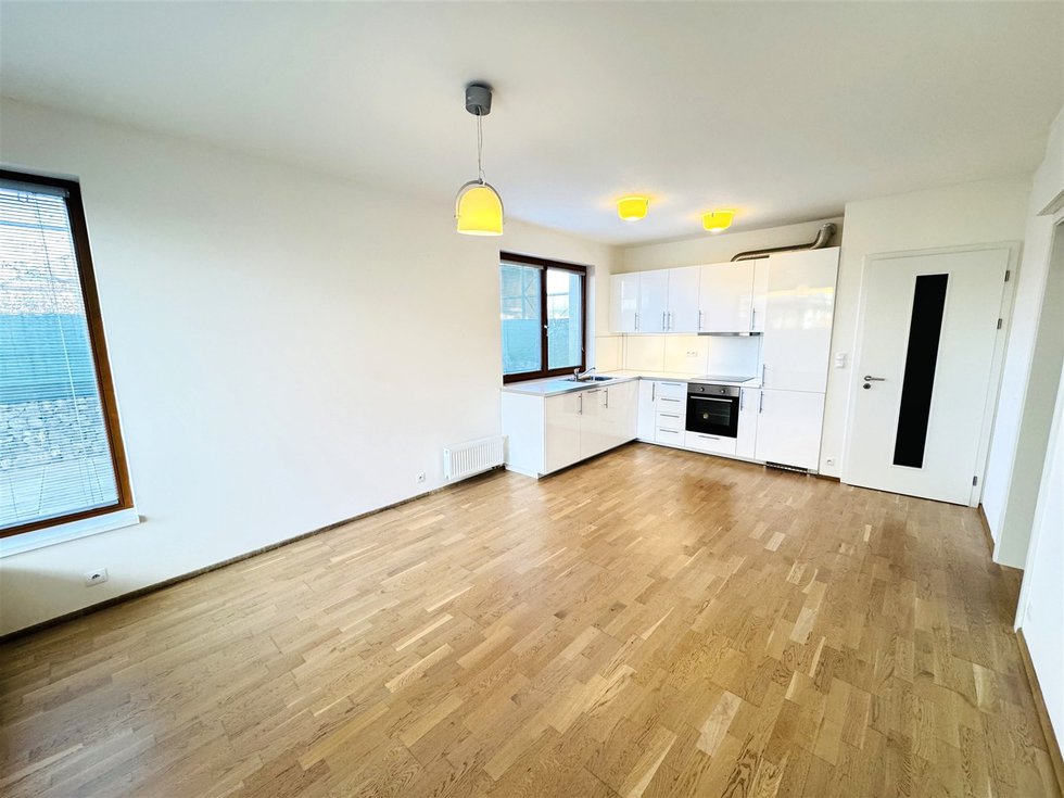 Pronájem bytu 2+kk 54 m², Praha