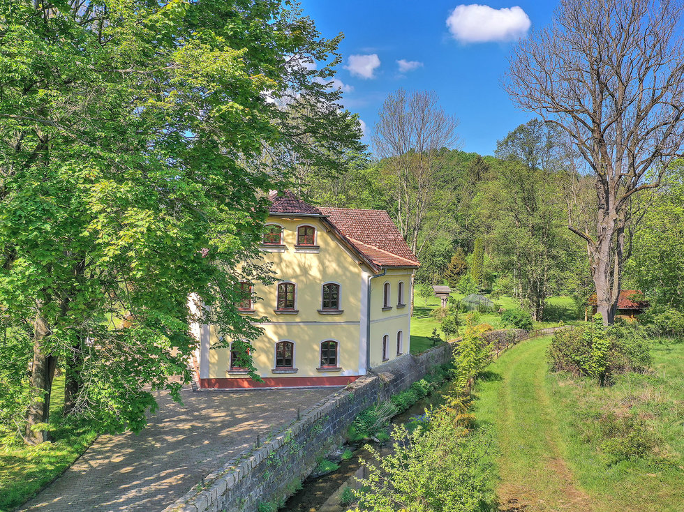 Prodej vily 494 m², Jindřichovice pod Smrkem