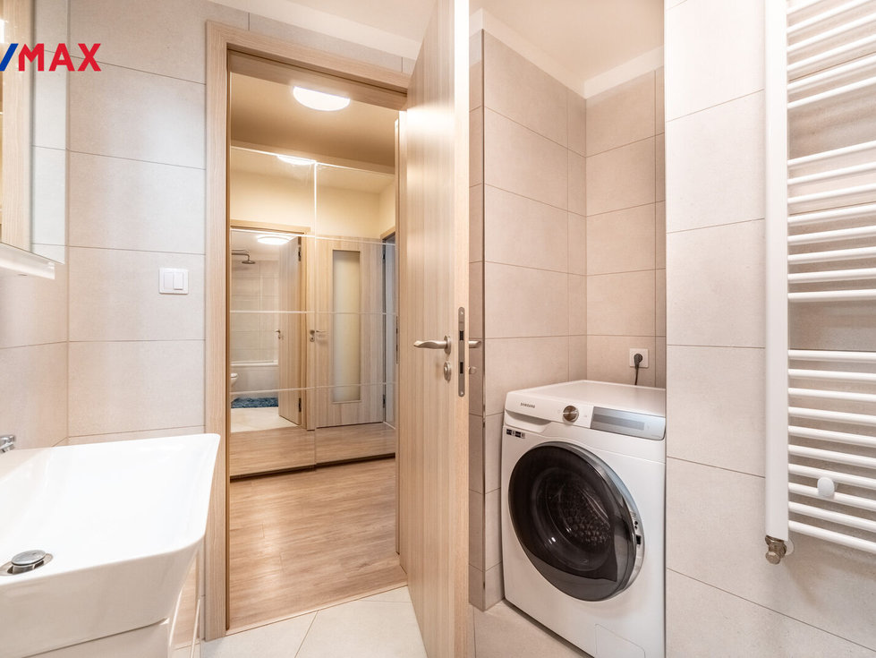 Pronájem bytu 2+kk 46 m², Praha