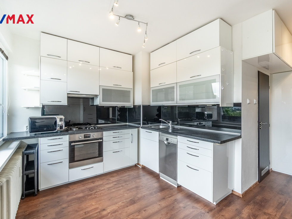 Pronájem bytu 1+1 41 m², Praha