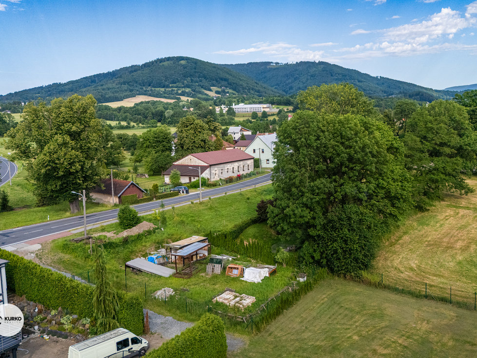 Prodej stavební parcely 662 m², Vyšní Lhoty