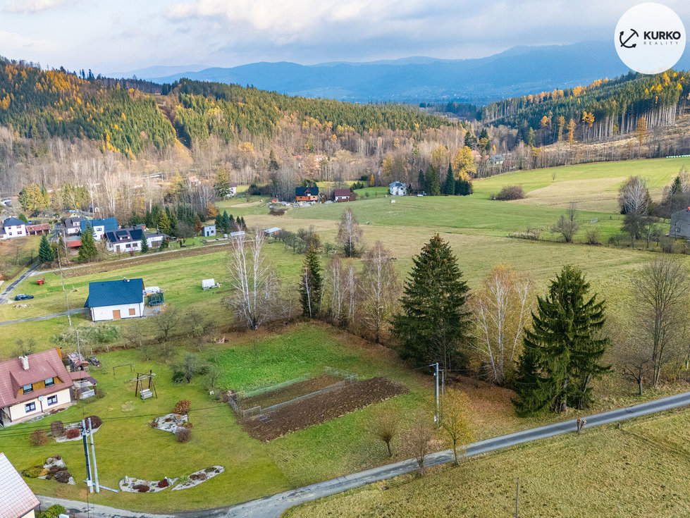 Prodej stavební parcely 1195 m², Dolní Lomná