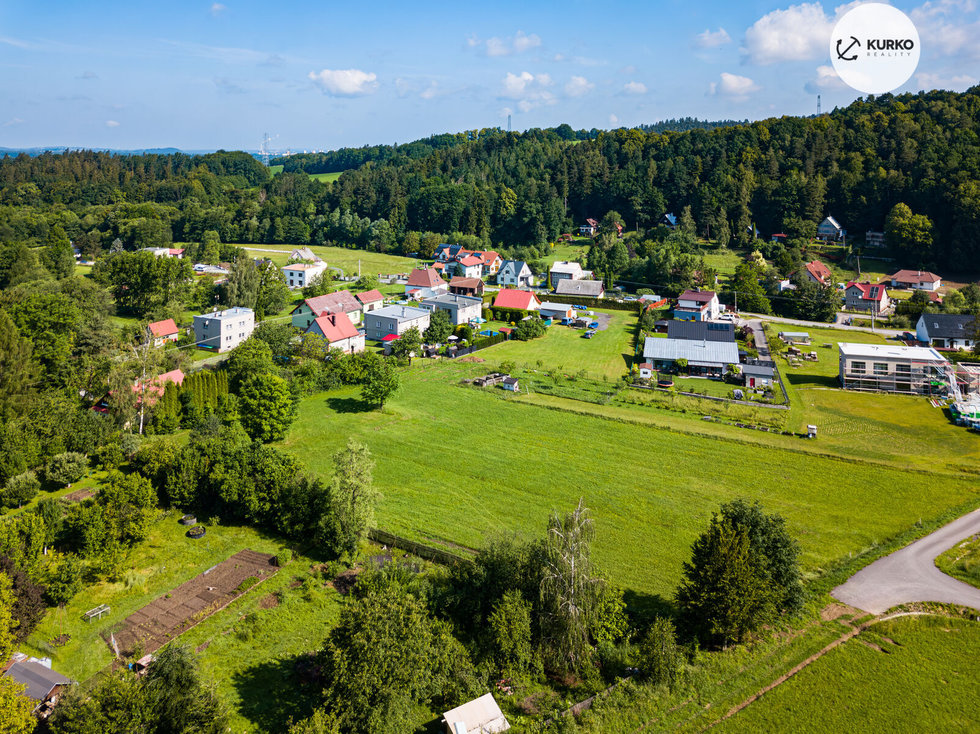 Prodej stavební parcely 1816 m², Janovice