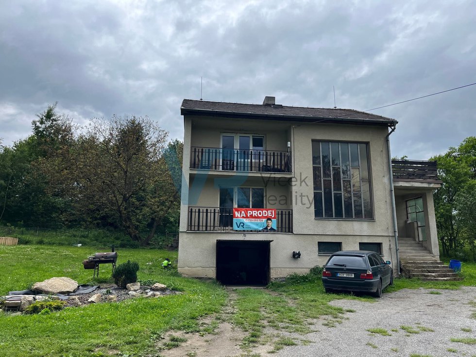 Prodej rodinného domu 200 m², Horní Stropnice