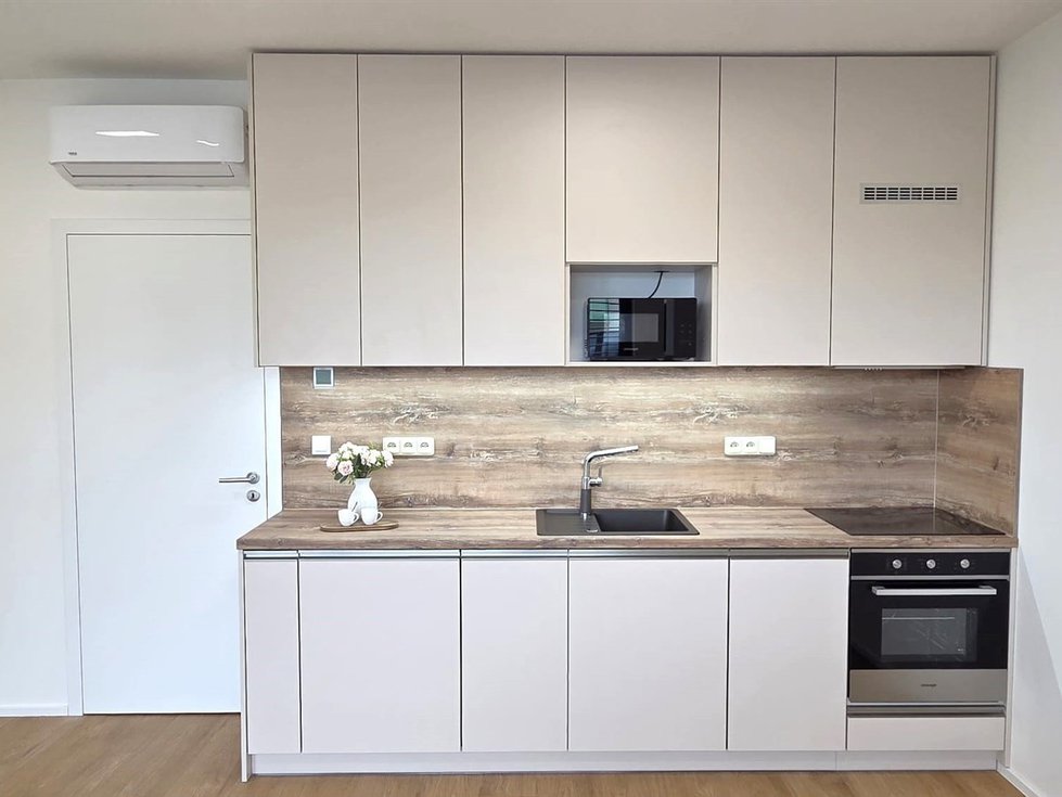 Pronájem bytu 1+kk, garsoniery 34 m², Znojmo