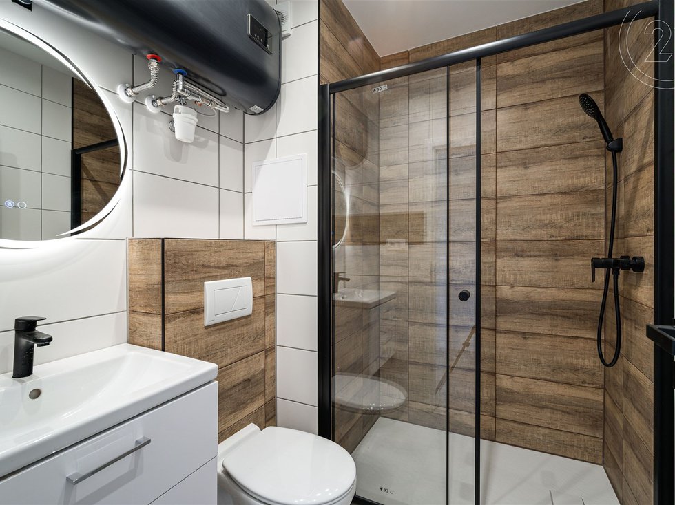 Prodej bytu 1+1 32 m², Práče