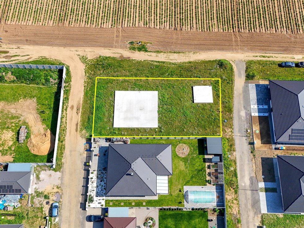 Prodej stavební parcely 768 m², Krhovice