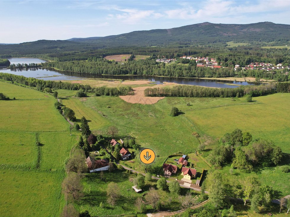 Prodej stavební parcely 942 m², Nová Pec