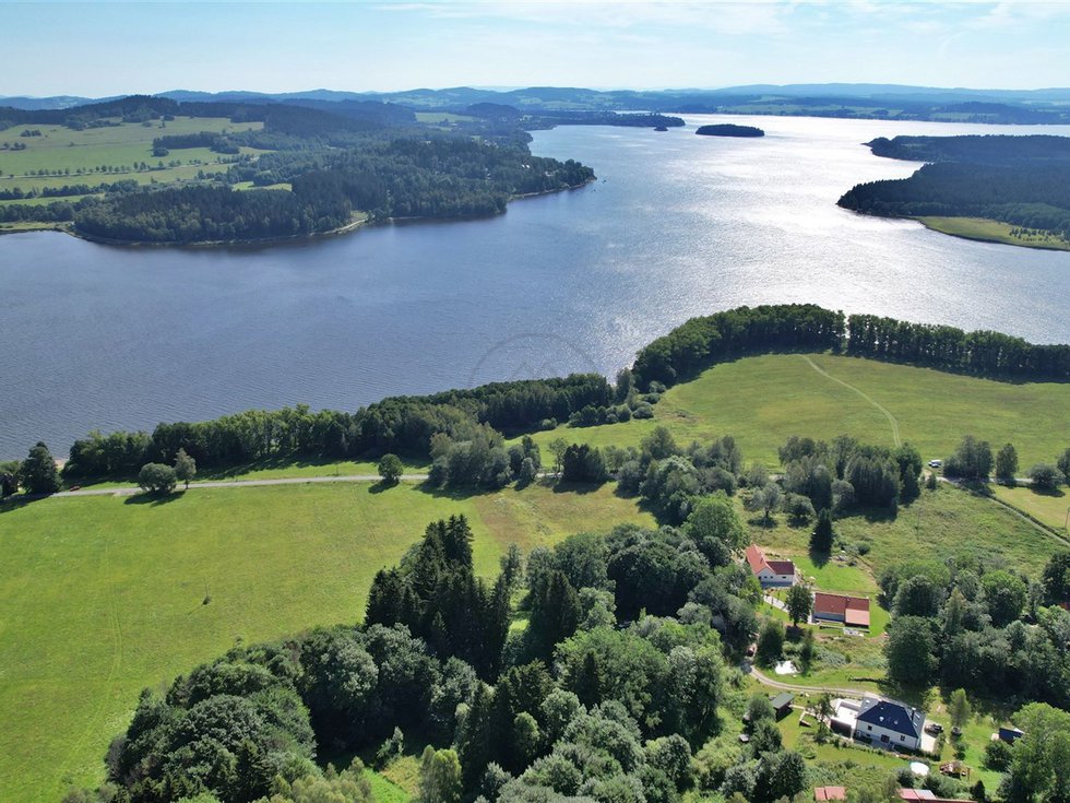 Prodej stavební parcely 123148 m², Horní Planá