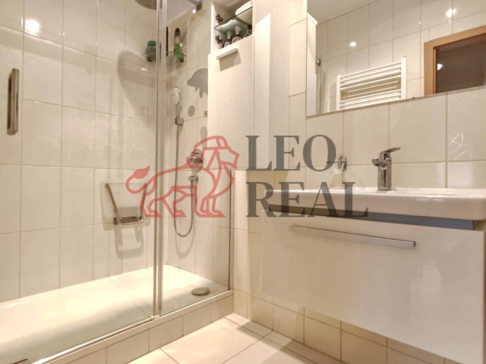 23f3c2bd-8ce2-4052-b23b-6c8bafb3cf0e.jpg