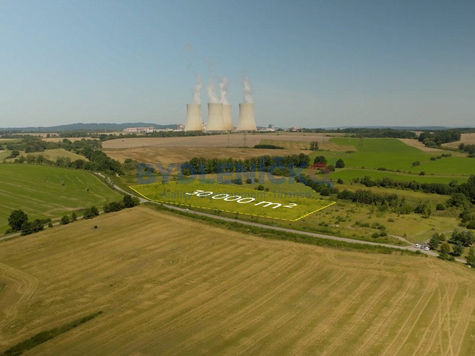 Prodej komerčního pozemku 30.000 m2, Temelín, okr.