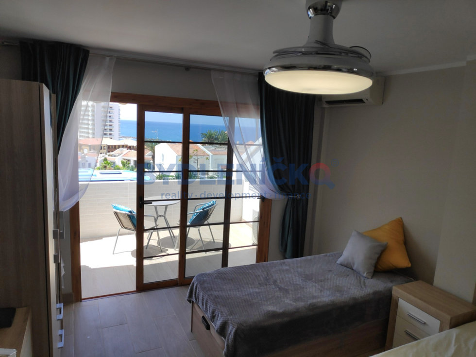 1.jpg Prodej bytu 1kk v centru města s výhledem na moře, Costa Adeje, Tenerife, Španělsko