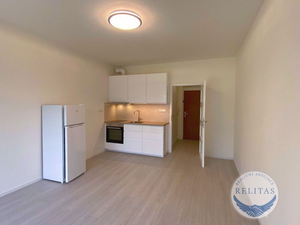 Pronájem bytu 1+kk, garsoniery 26 m², Praha