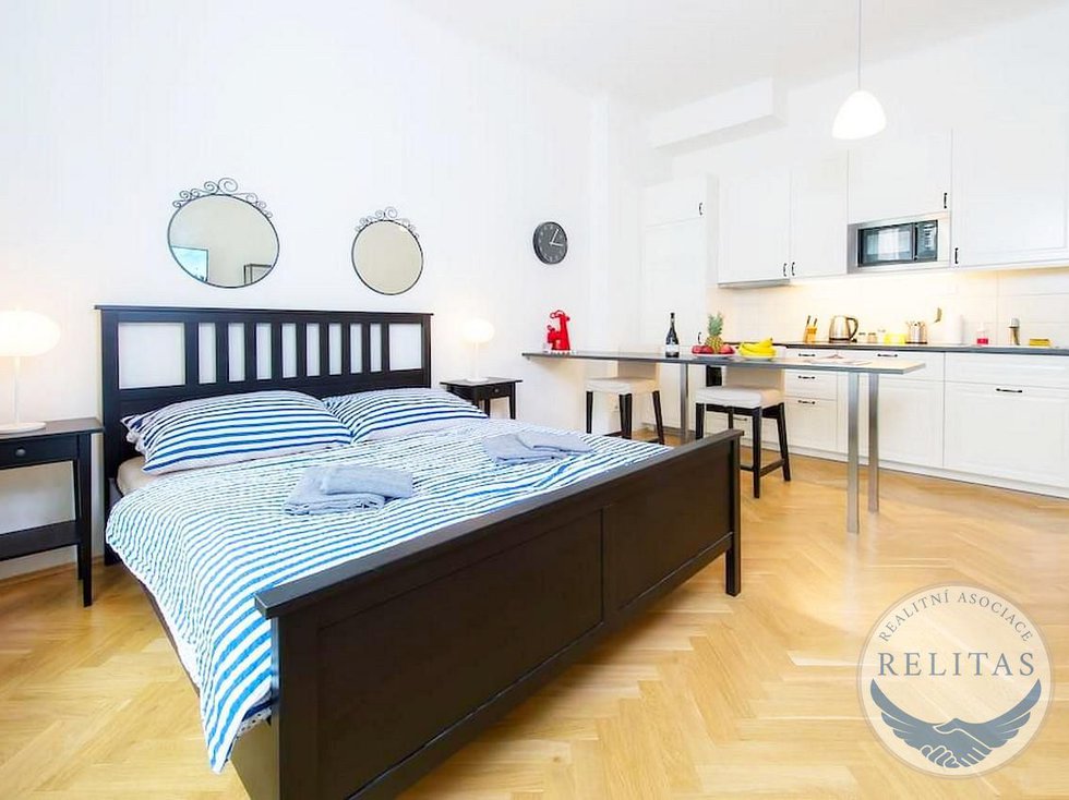 Pronájem bytu 1+kk, garsoniery 33 m², Praha