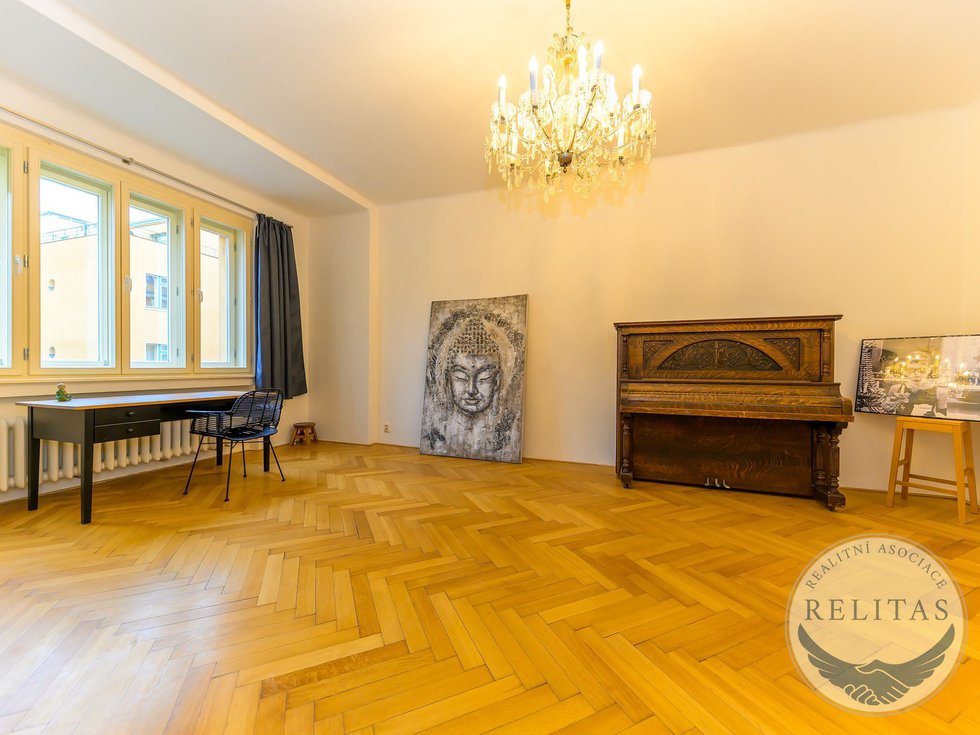 Pronájem bytu 3+1 98 m², Praha