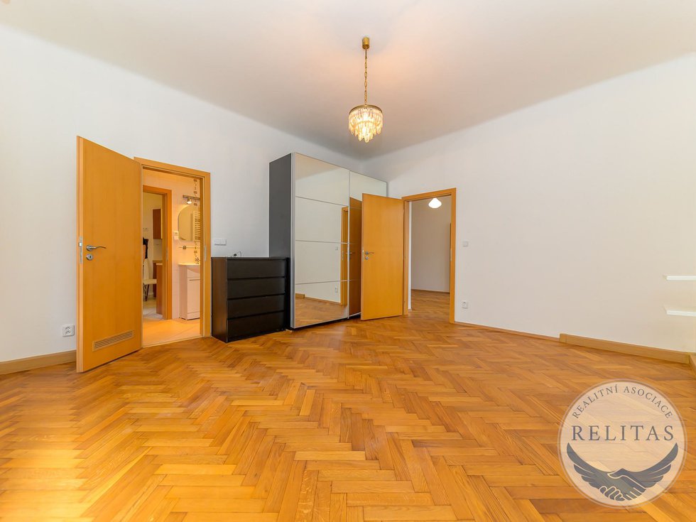 Pronájem bytu 3+1 100 m², Praha
