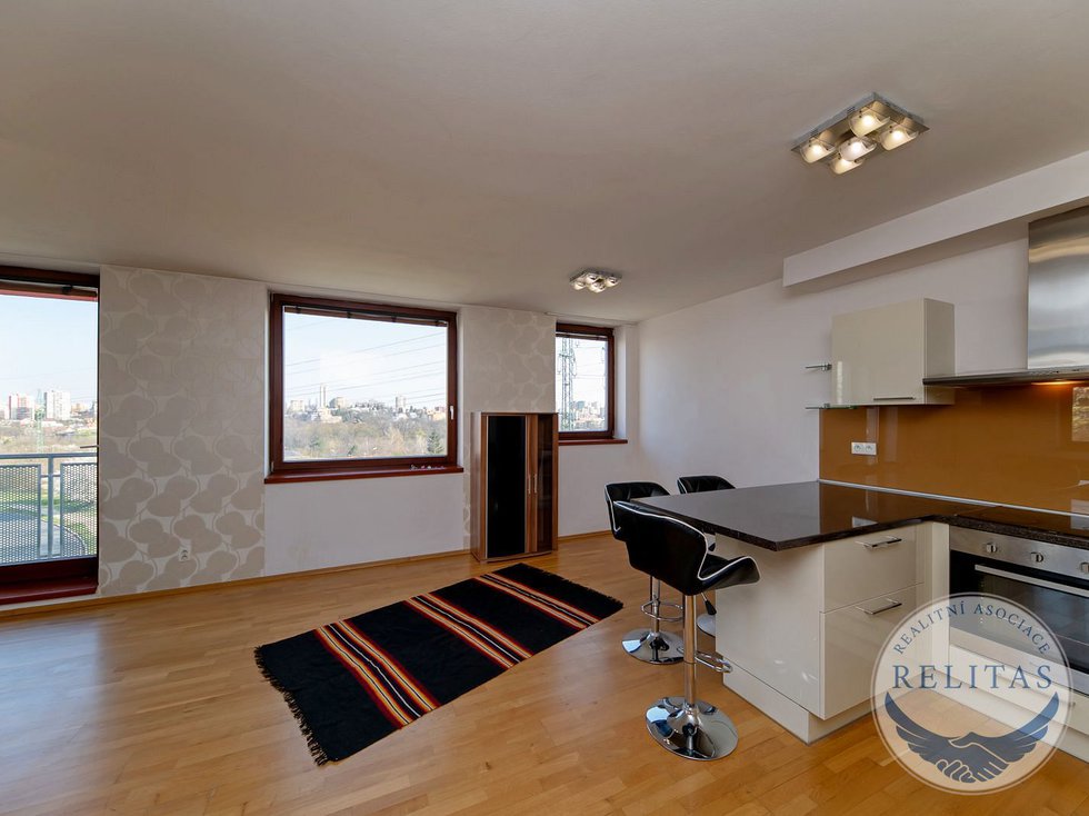 Pronájem bytu 3+kk 100 m², Praha