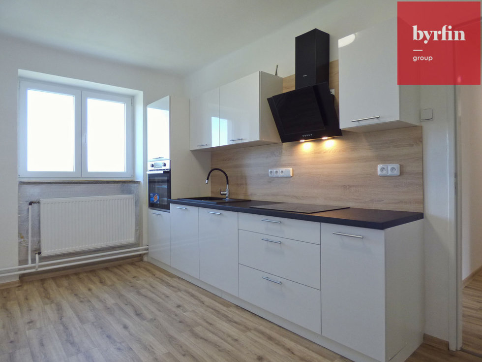 Pronájem bytu 2+1 57 m², Dolní Benešov