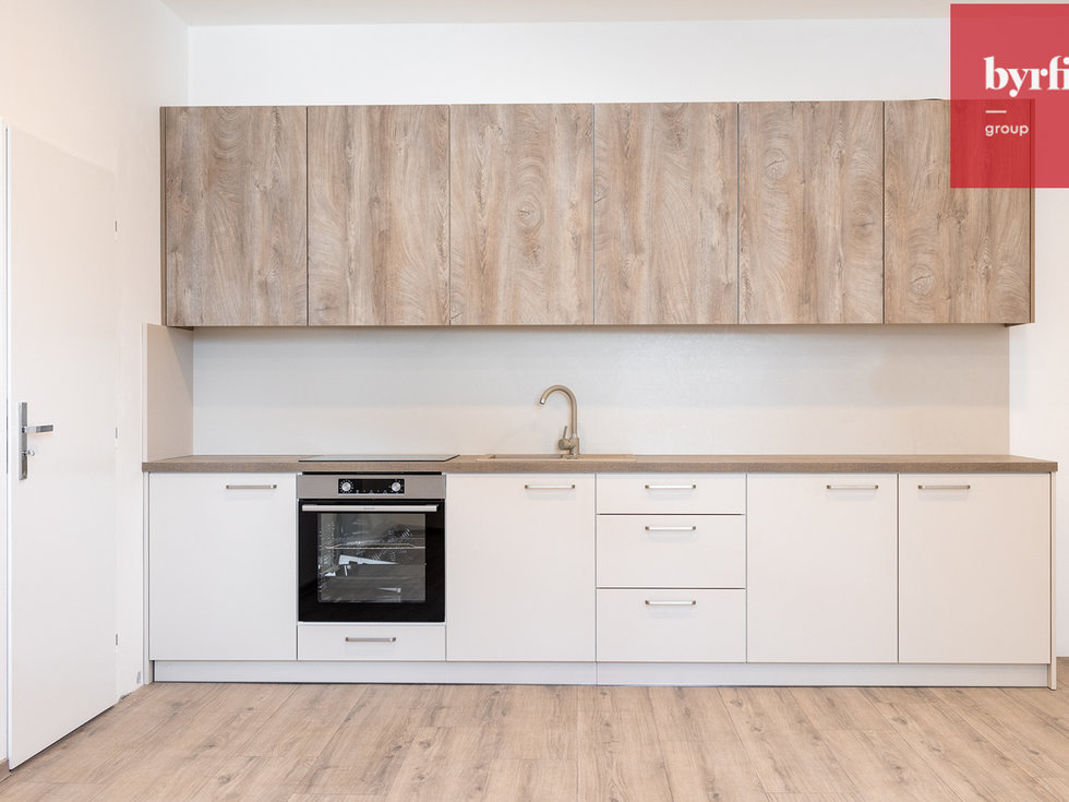 Prodej činžovního domu 607 m², Velké Heraltice