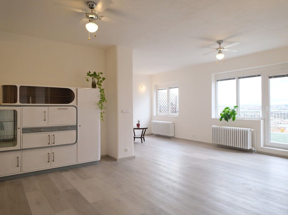 Pronájem bytu 2+kk 110 m², Praha