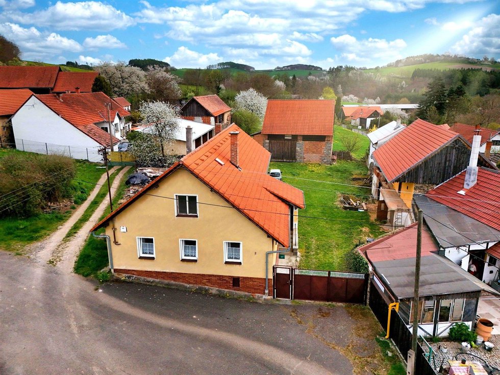Prodej chalupy 350 m², Vysoký Chlumec