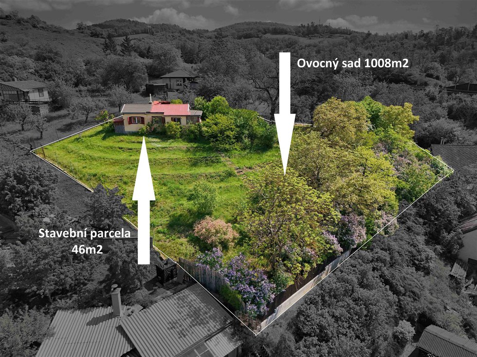 Prodej stavební parcely 1052 m², Beroun